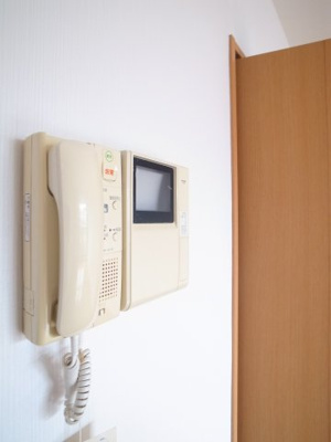 【セキュリティ】 | 都町小川マンション | ＴＶモニターフォンはオートロックエントランスに直結。