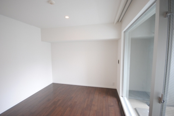 【居間・リビング】 | コンフォリア日本橋人形町イースト | コンフォリア日本橋人形町イースト　水天宮前・人形町周辺の高級賃貸は人形町不動産本店で！仲介手数料最大無料