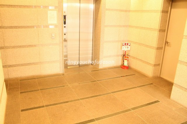 【駐車場】 | コンフォリア日本橋人形町イースト | コンフォリア日本橋人形町イースト　水天宮前・人形町周辺の高級賃貸は人形町不動産本店で！仲介手数料最大無料