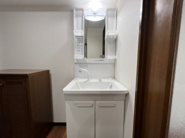 第6メゾン吾妻の洗面所|第6メゾン吾妻