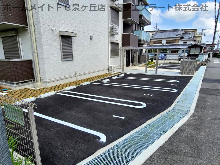 Porte bonheur(ポルト　ボヌール)の駐車場