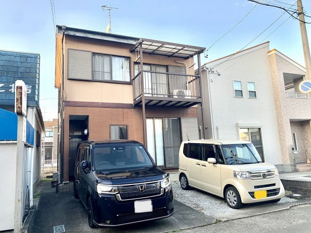 売中古戸建　静岡市駿河区下島の外観|南面バルコニーのある日当たりの良さが魅力のお家です。