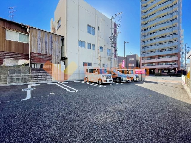Tiara本町の駐車場|駐車場に車を止められます