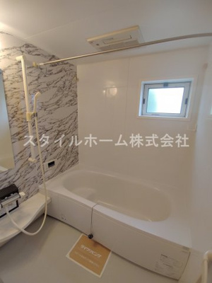 【浴室】 | プール・トゥジュール | 別部屋写真です。