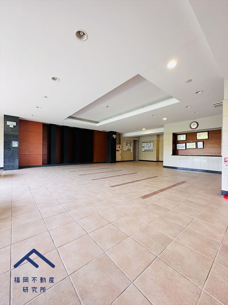 ファーネスト箱崎公園のエントランス