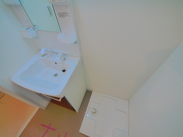 ジーメゾン新大宮の洗面所