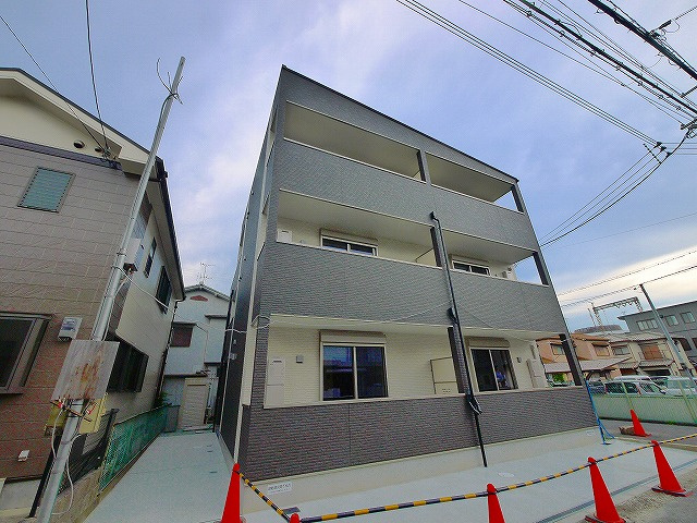 ジーメゾン新大宮の外観