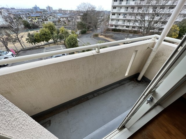 成田市玉造７丁目の賃貸マンションのバルコニー
