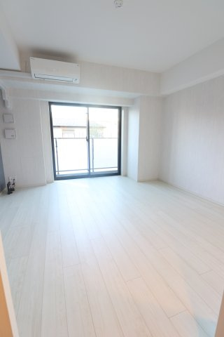ラティエラ武蔵小杉の寝室|同間取り別部屋の参考写真です。