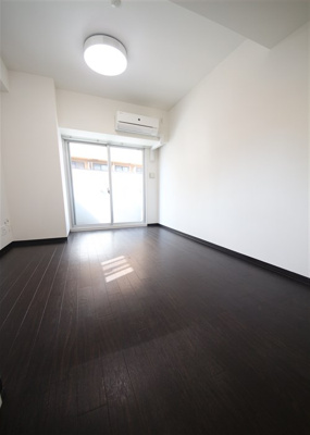 【居間・リビング】 | City Lux Namba