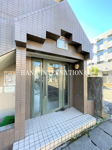 ワイズスクエアのエントランス