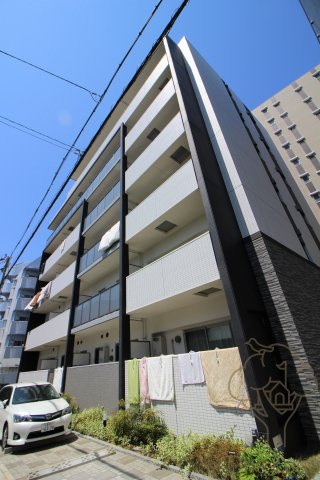ラ・ルミエール塚本の外観