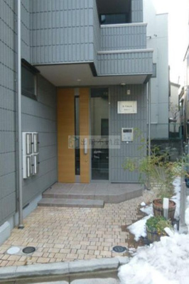 【エントランス】 | e-haus