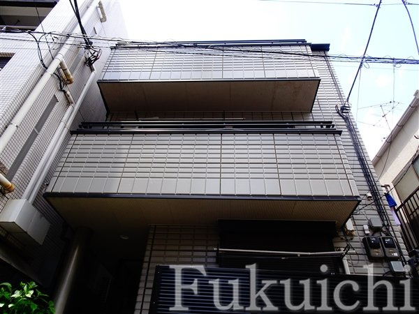 アデッソ学芸大の外観