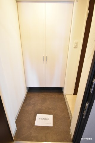 BPRレジデンス江坂　仲介手数料無料の玄関