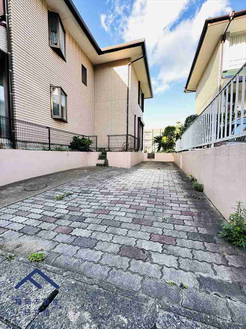 糟屋郡志免町石橋台 　戸建ての駐車場