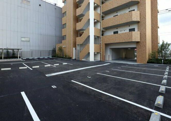 【駐車場】 | LaDouceur北巽