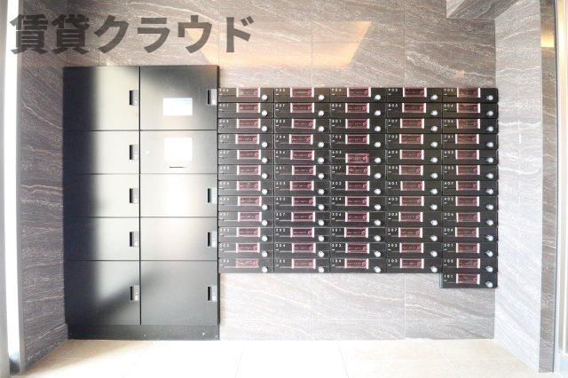 フォーシーズン千葉のその他共用部分|宅配ボックスがあると、自分の時間を有効活用できますね！