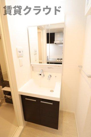 フォーシーズン千葉の独立洗面台|独立洗面台あり、毎朝おしゃれに忙しい女性の方におすすめです