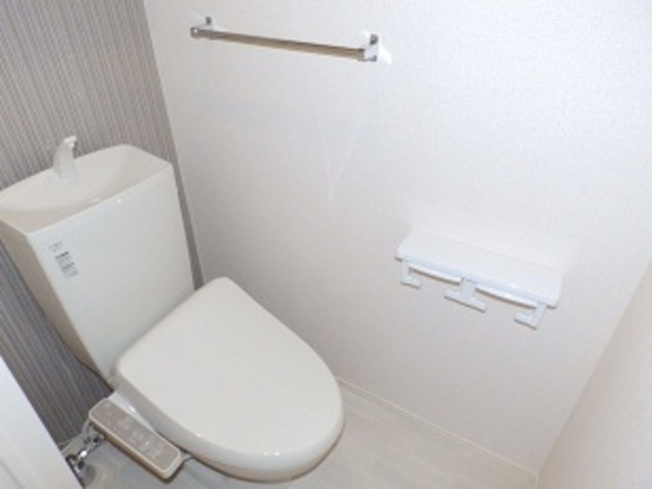 【トイレ】 | アーバン宮地D | コンパクトで使いやすいトイレです