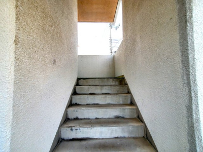 【ロビー】 | ハイツ万代5 | 清潔なロビーです