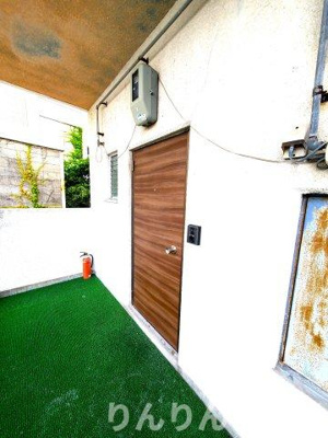 【玄関】 | ハイツ万代5 | 落ち着いた玄関です