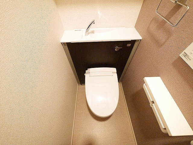 アプローズ（小泉町東）の省エネ性能ラベル