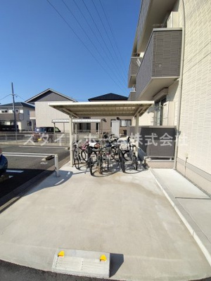 【その他共用部分】 | Ｌａ　Ｔouｒ | 駐輪場です。