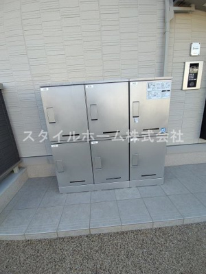 【その他共用部分】 | Ｌａ　Ｔouｒ | 宅配BOXです。
