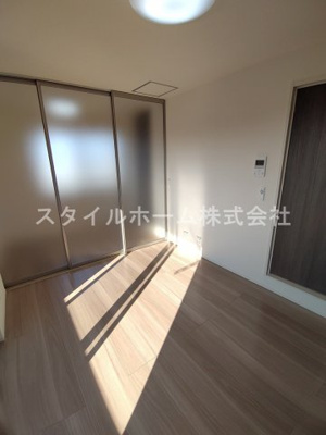 【居間・リビング】 | Ｌａ　Ｔouｒ | 別部屋写真です。