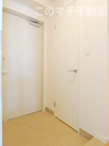 【玄関】 | カルム吉塚(※弊社管理物件) | 別号室の写真になります。現況優先。