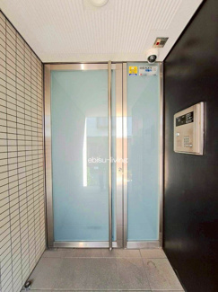 【エントランス】
