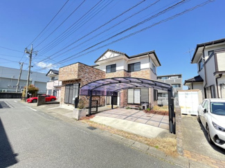 【外観】 | 下新田　中古戸建て | ■カーポートあり！■駐車３台可能！■４LDK