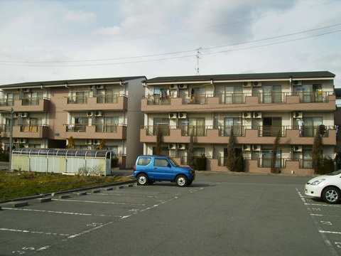 暁21うえき1号館の駐車場