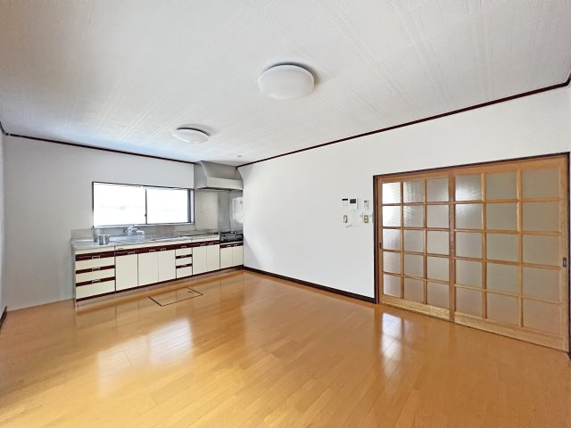 KK貸家の居間・リビング