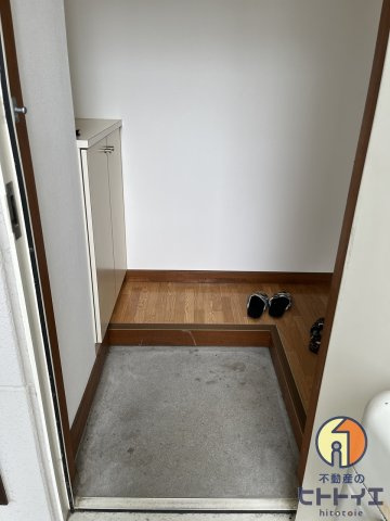 レジデンス陽明　C棟の玄関|落ち着いた玄関です