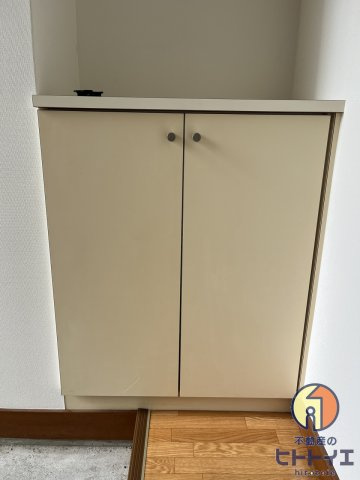 レジデンス陽明　C棟の玄関|収納もある玄関です