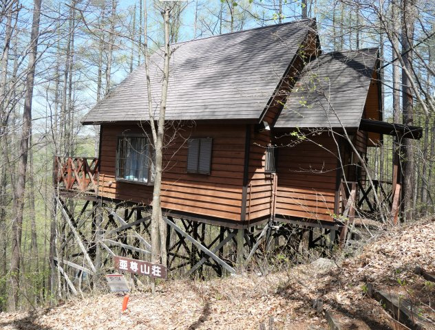 オリンポス三岳②木造２階建