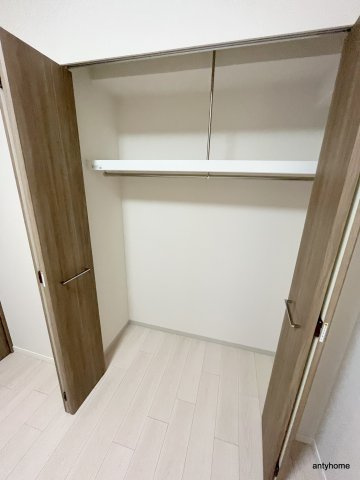 スプランディッド江坂駅前　仲介手数料無料の収納