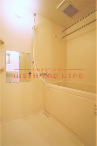 アセット【10,000円キャッシュバック対象物件】の浴室|落ち着いた空間のお風呂です