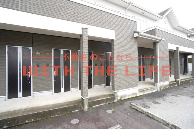 アセット【10,000円キャッシュバック対象物件】のエントランス|落ち着いたエントランスです