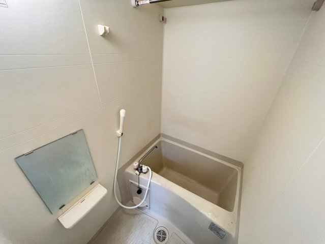 LUXE難波EASTの浴室