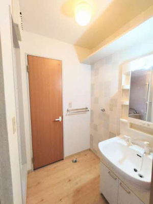 【洗面所】 | メゾンフレンズ | 脱衣スペースもあります