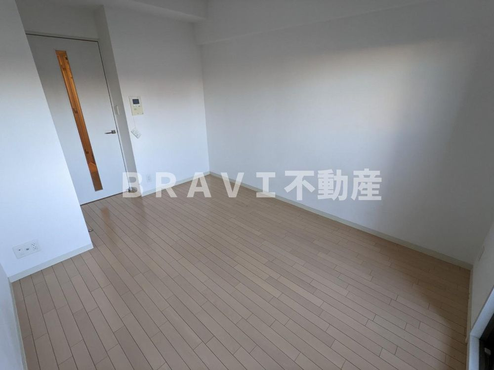 エスリード大阪城公園　BRAVI不動産の洋室