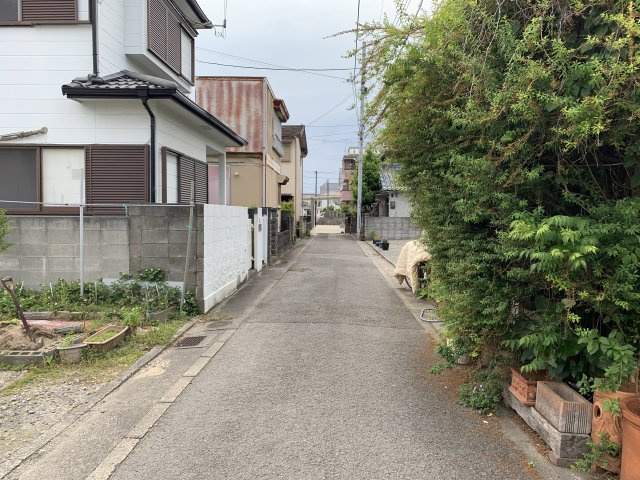 和歌山市和歌浦東2丁目・土地・125132の前面道路含む現地写真