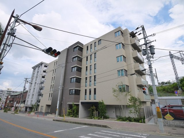 Ｔｏｕｒ　ｄ’Ａｎｇｅ　Ｉｋｏｍａ