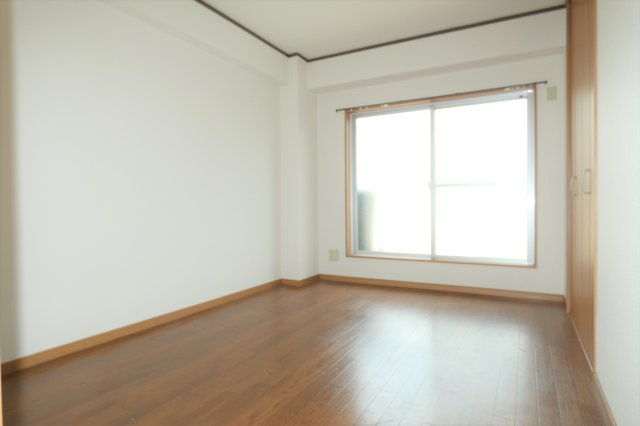 【洋室】 | 住吉建物2号館