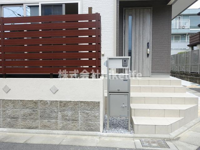 【エントランス】 | 鵠沼松が岡戸建