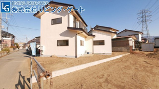【外観】 | 笛吹市石和町小石和 内外装一新で大変綺麗な建物 角地  | 建物南西側。
