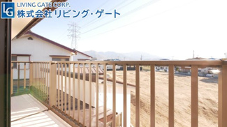 【展望】 | 笛吹市石和町小石和 内外装一新で大変綺麗な建物 角地  | バルコニーからの眺望。目の前に高い建物等無く陽当たり良好。